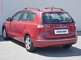 Hyundai i30 (2010) 1.6 16V, ČR, AC, STK1/28 - náhled 6