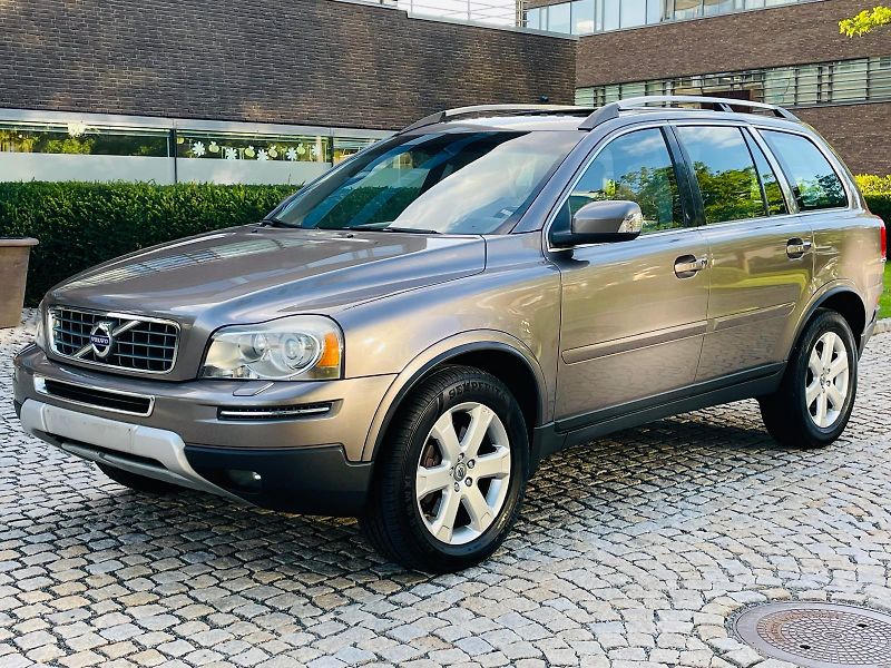 Volvo XC90 2.4 D5 4x4 AUT SERVISKA TAŽNÉ - fotka 4 z 48