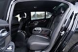 BMW Řada 7 740d xDrive/Laser/M paket/20/Č - náhled 33