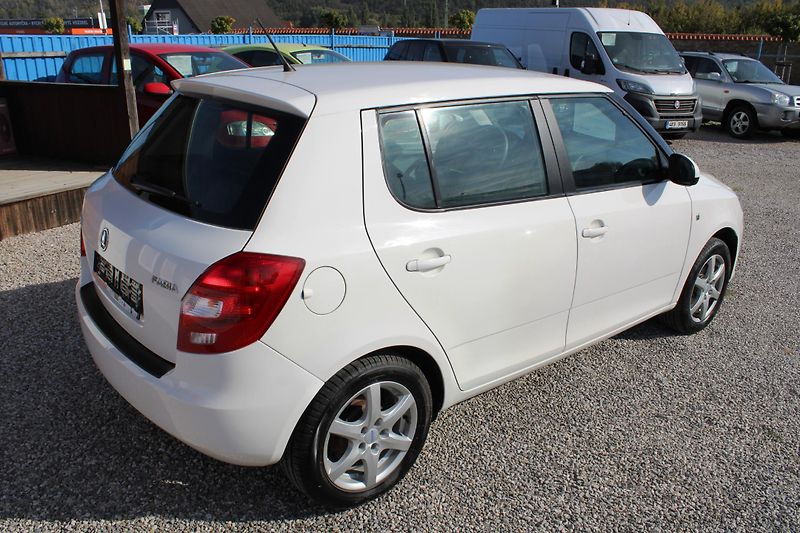 Škoda Fabia (2014) 1,4i 16V KLIMA EL.OKNA PC ALU - fotka 7 z 16