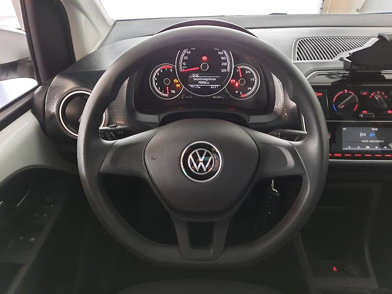 Volkswagen up! (2022) 1.0 MPI (48kW/65k) - fotka 10 z 20