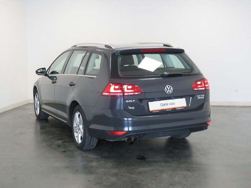 Volkswagen Golf - fotka 7 z 20