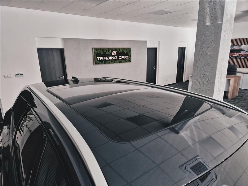 Volvo V90 CC D5 AWD Drive Pro POLESTAR - fotka 11 z 46