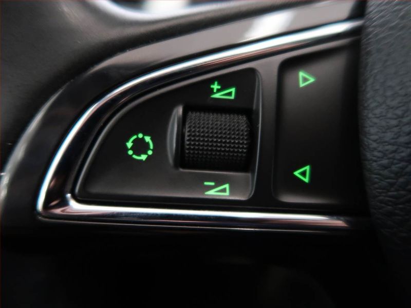Škoda Rapid (2014) Spaceback 1.6 TDI, Serv.kniha - fotka 13 z 13