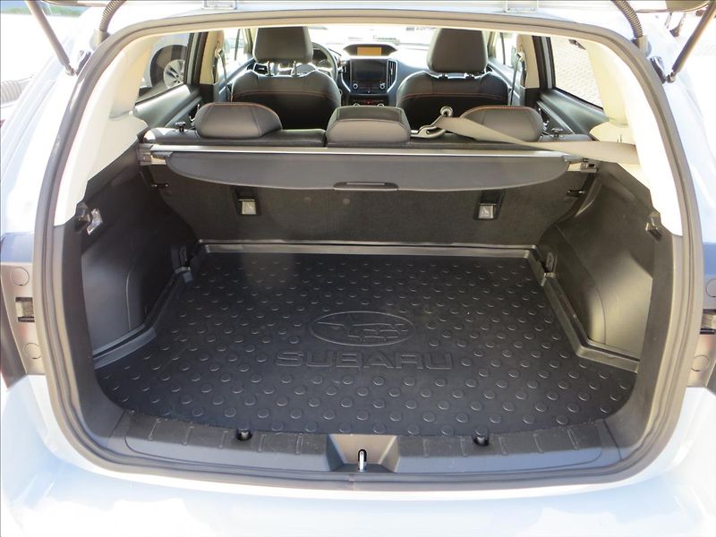 Subaru XV 2,0 i Executive ES Lineartroni - fotka 7 z 40