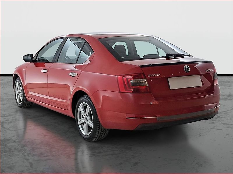 Škoda Octavia (2014) 1.6 TDI, Tempomat - fotka 4 z 16