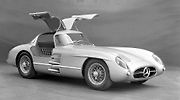 Mercedes-Benz 300 SLR Uhlenhaut Coupé je nejdražším autem světa.