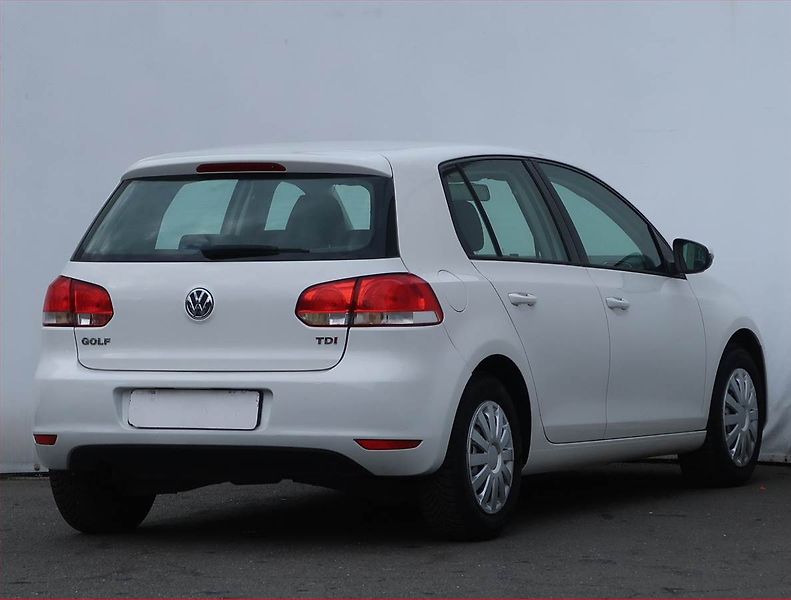Volkswagen Golf (2012) 1.6 TDI, Serv.kniha - fotka 5 z 15