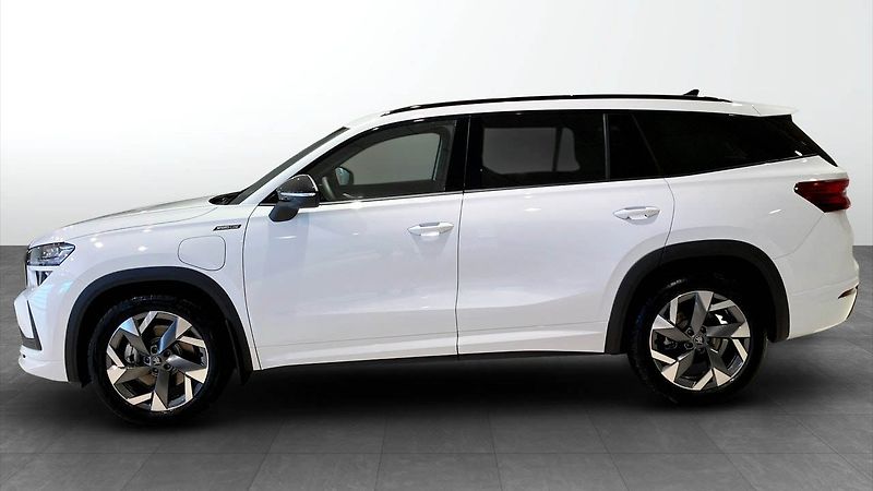 Škoda Kodiaq iV Sportline Pano HuD Canton T - fotka 3 z 13