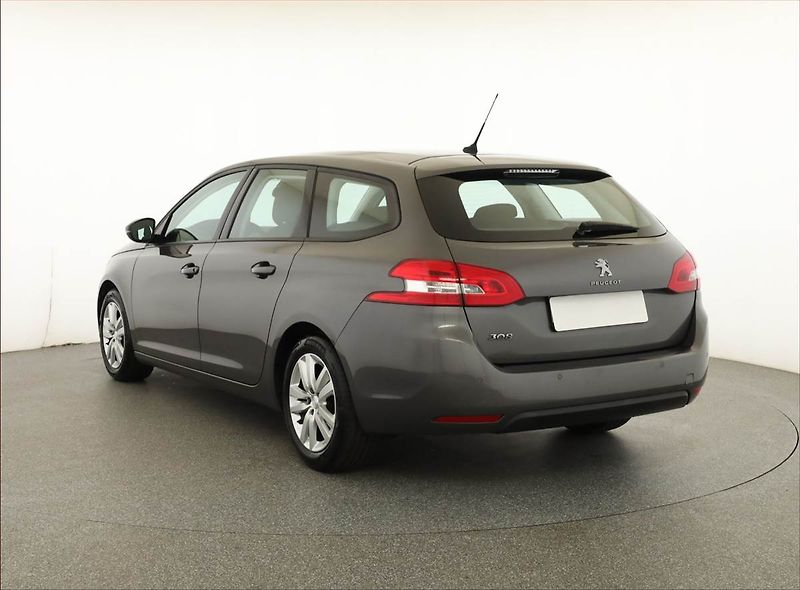 Peugeot 308 (2019) 1.2 PureTech, ČR,1.maj - fotka 4 z 16