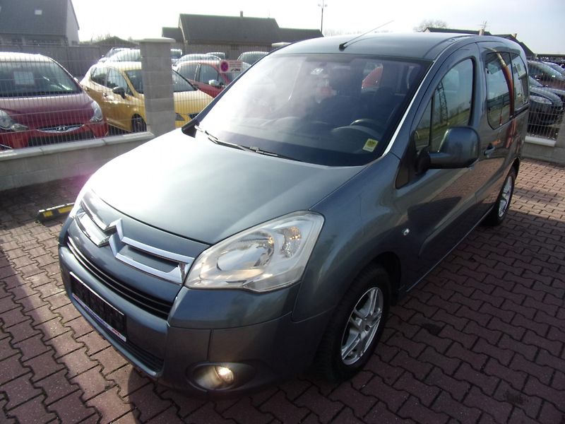 Citroën Berlingo (2009) 1,6i KLIMA VÝHŘEV  - fotka 1 z 31