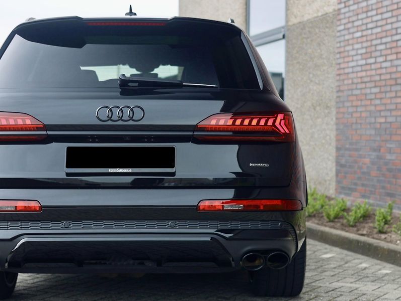 Audi Q7 (2022) 60 TFSIe Quattro Competition - fotka 10 z 42