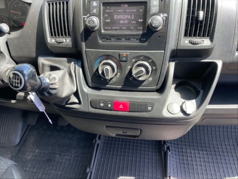 Peugeot Boxer 2,2 HDI 4350 L4H3 Act - fotka 10 z 11