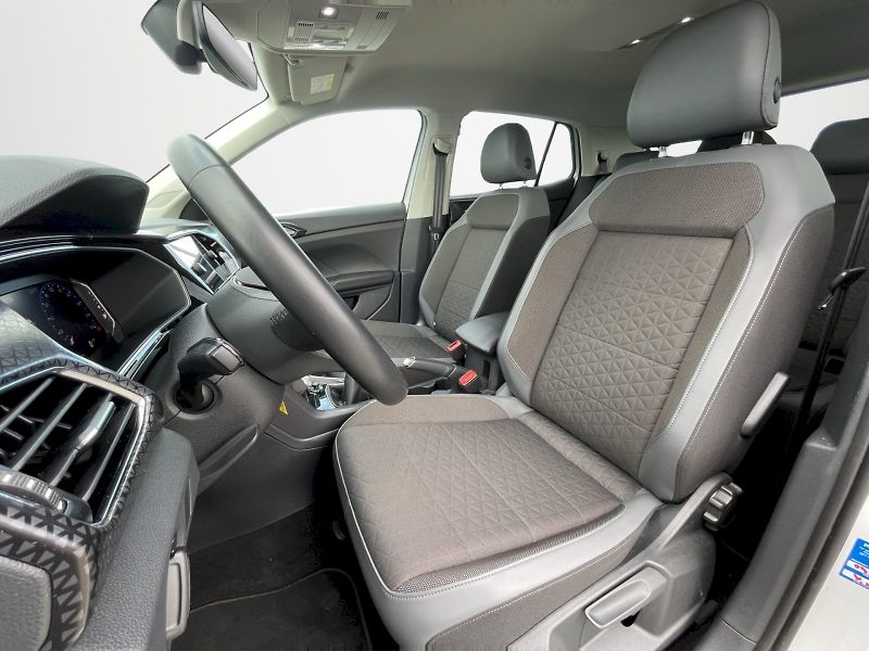 Volkswagen T-Cross (2023) 1.0 TSI 81 kW Style Plus - fotka 22 z 30