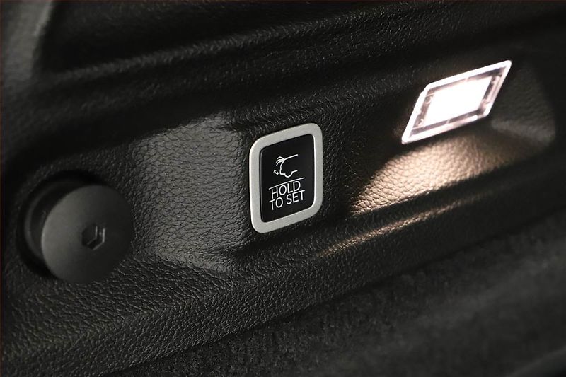Jeep Grand Cherokee (2025) 5.7 V8 - fotka 20 z 20