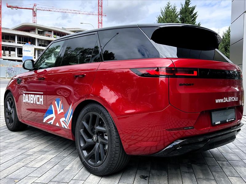 Land Rover Range Rover Sport (2026) 3,0 D250 DYNAMIC SE* - fotka 4 z 26