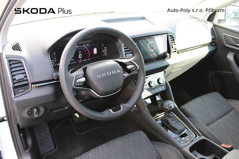 Škoda Karoq (2025) Top Selection 1.5TSI / 110kW 7 - fotka 10 z 24