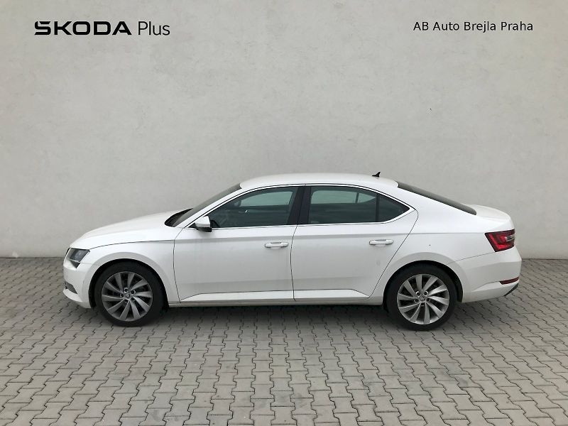 Škoda Superb (2018) GRT AMB TD 110/2.0 A7F - fotka 3 z 26