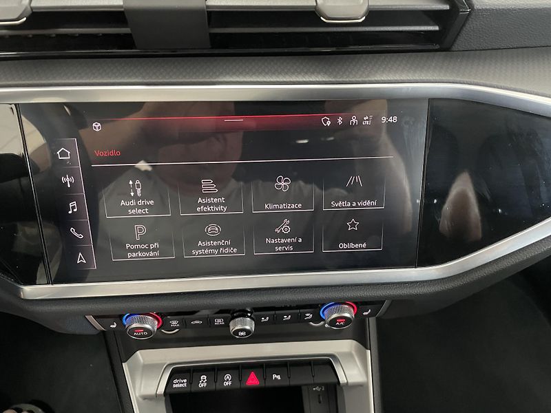Audi Q3 40TDi ČR Sportback REZERVACE - fotka 28 z 32