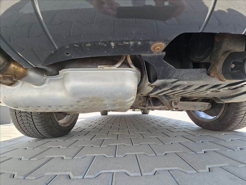 BMW X1 2,0 XDRIVE 28i AUTOMAT TOP - fotka 31 z 46