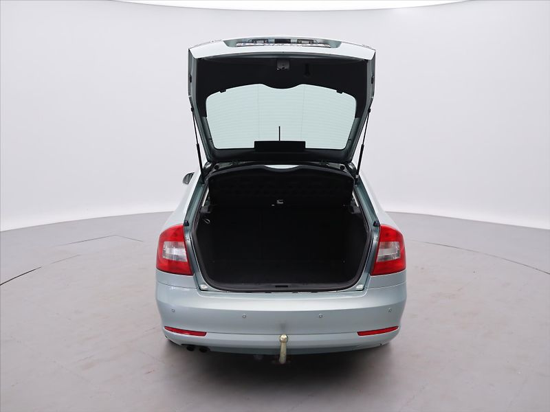 Škoda Octavia 1,4 TSI 90kW Ambiente CZ - fotka 9 z 26