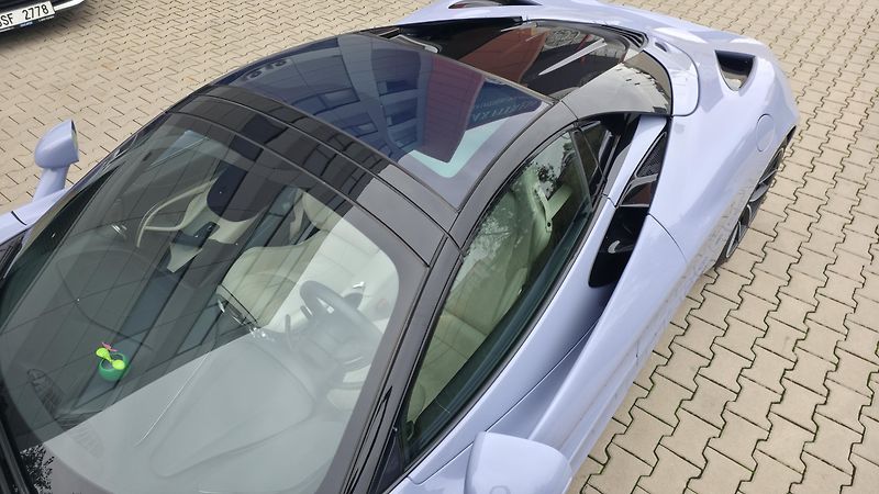 McLaren 720S (2023) SPIDER záruka-MSO-SKY ROOF-TOP - fotka 9 z 19