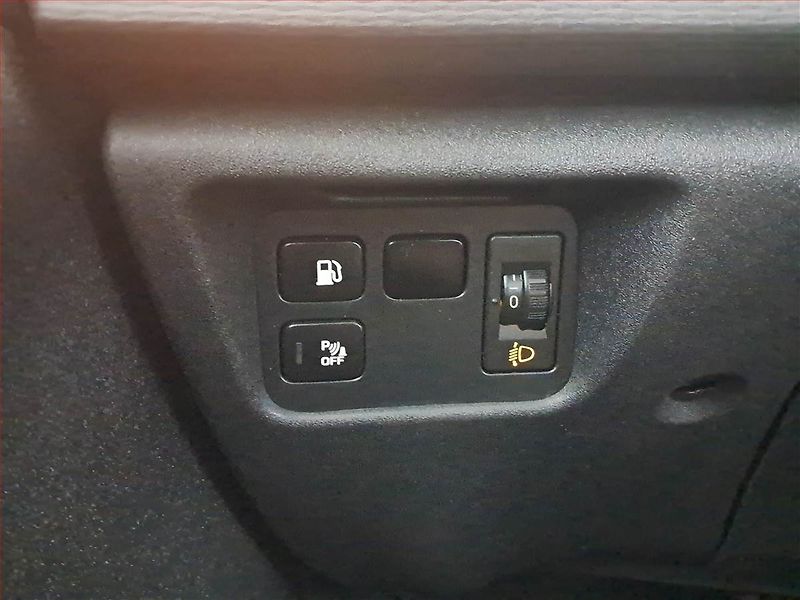 Citroën C4 Picasso (2007) 1.8 i, nová STK, Tažné - fotka 17 z 18