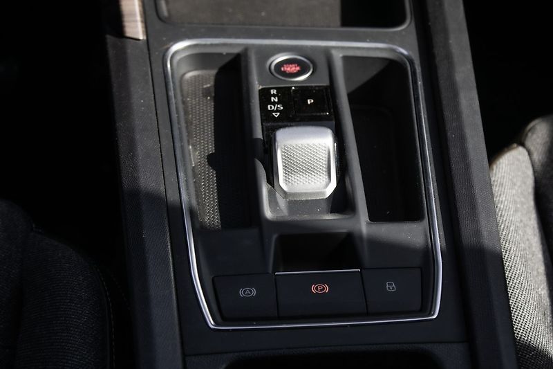 Seat Leon - fotka 19 z 29