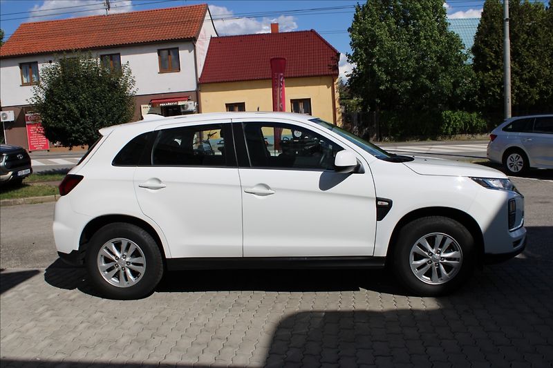 Mitsubishi ASX 2,0 MIVEC 1.majitel CZ - fotka 3 z 10