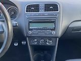 Volkswagen Polo (2011) 1.4 MPi, Style, tempo, park - náhled 12