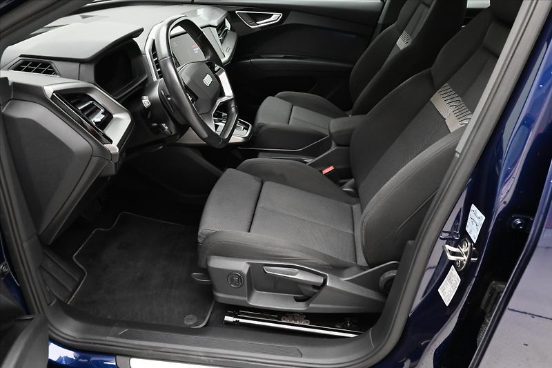 Audi Q4 40 e-tron 150kW 82kWh SOH 92% - fotka 13 z 30