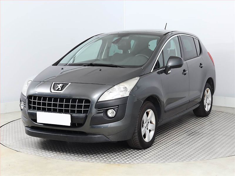 Peugeot 3008 (2012) 1.6 HDi, Serv.kniha, Navi - fotka 2 z 17