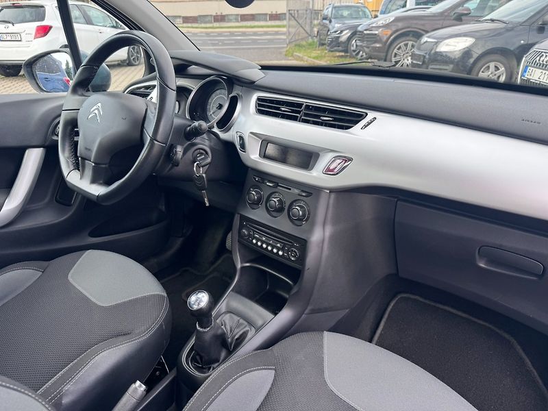 Citroën C3 (2012) 1,4i 70 KW KOLEMETRY 2. MAJ - fotka 36 z 42
