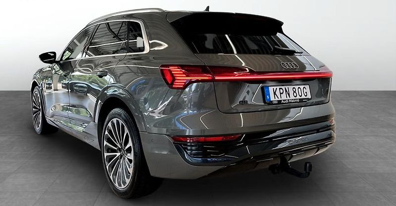 Audi Q8 e-tron 55 Q 360k Matrix Pano. Taž - fotka 3 z 21