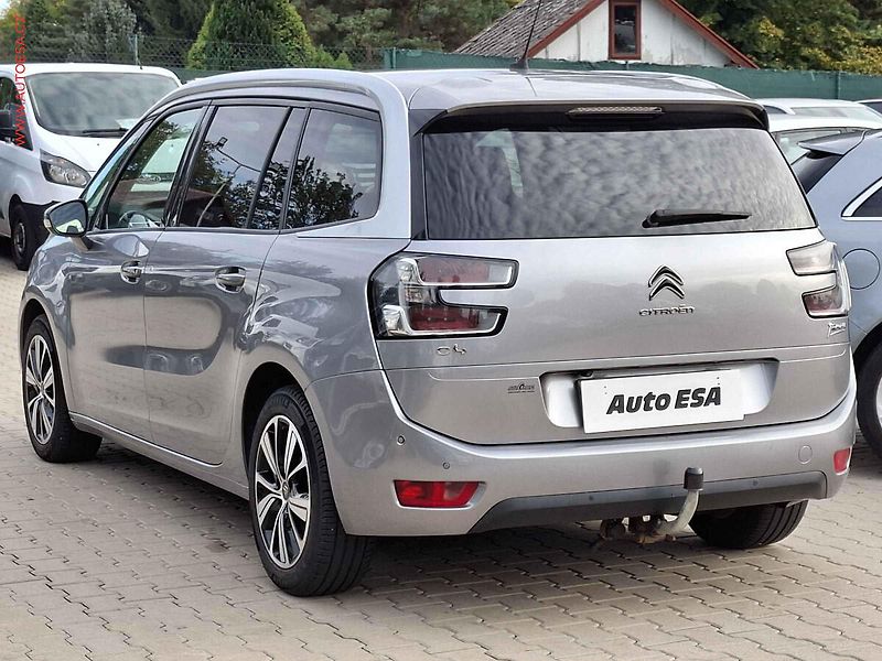 Citroën C4 Picasso (2018) 1.6 HDi, ČR, AC, TZ, kamera - fotka 4 z 19