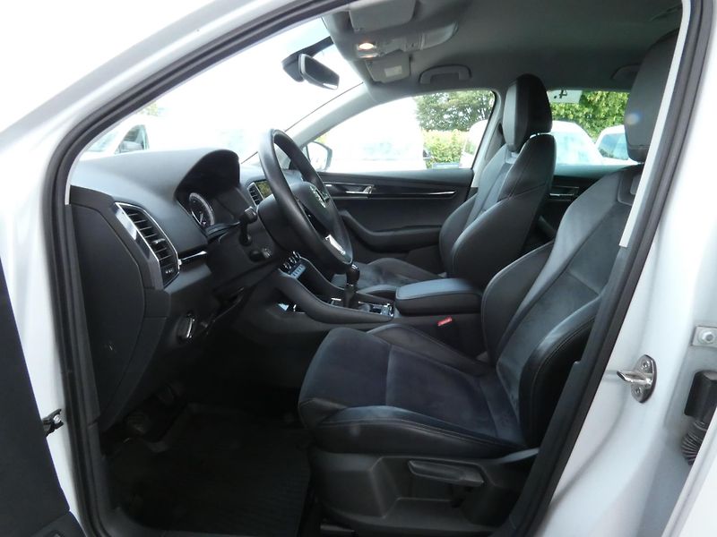Škoda Karoq 4x4 StylePlus 2.0 TDI /110kW 6 - fotka 18 z 29