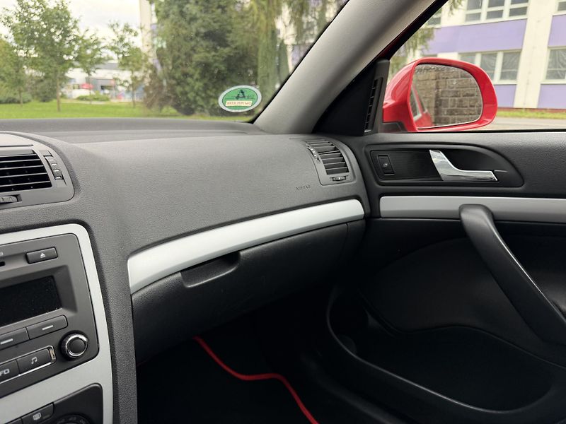 Škoda Octavia 1,2 TSI  77kW - fotka 21 z 29