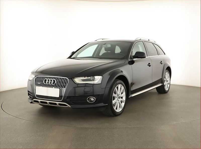 Audi A4 Allroad (2013) 2.0 TDI, Automat, Serv.kniha - fotka 2 z 17