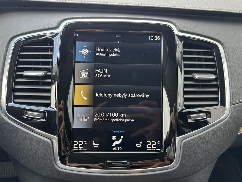 Volvo XC90 B5 (nafta) AWD // TZ // 1. maj - fotka 34 z 49