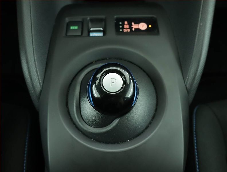 Nissan Leaf (2022) 40 kWh, SoH 91%, Automat - fotka 13 z 17