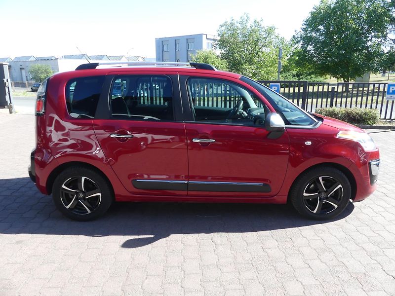 Citroën C3 Picasso (2016) 1,4 VTi MAN5 - fotka 4 z 17