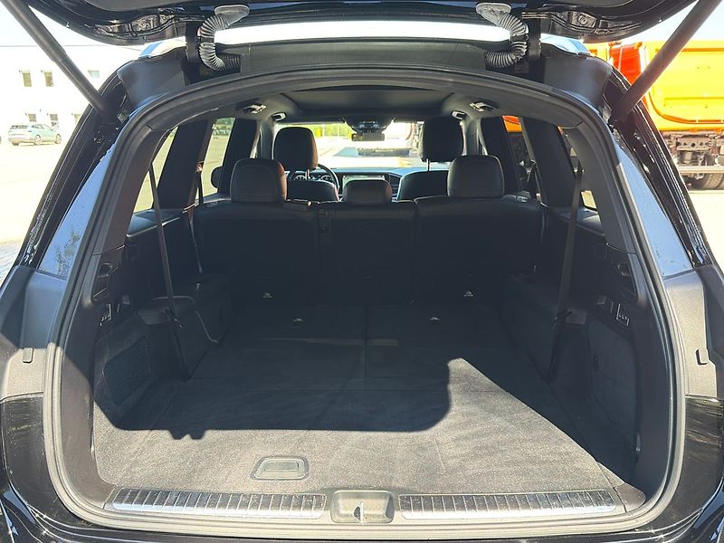 Mercedes-Benz GLS 400d AMG 4MATIC - fotka 13 z 40