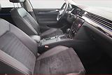 Volkswagen Passat (2020) R-Line 2.0 TDI, Automat, Kůže - náhled 9