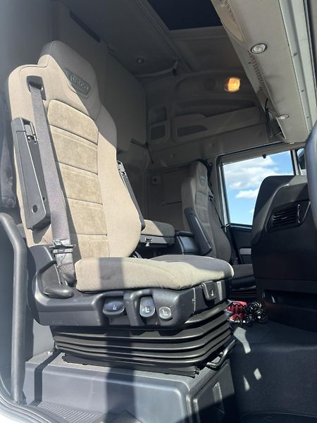 Iveco AS440S48 T/P RETARDÉR EURO 6  - fotka 20 z 23