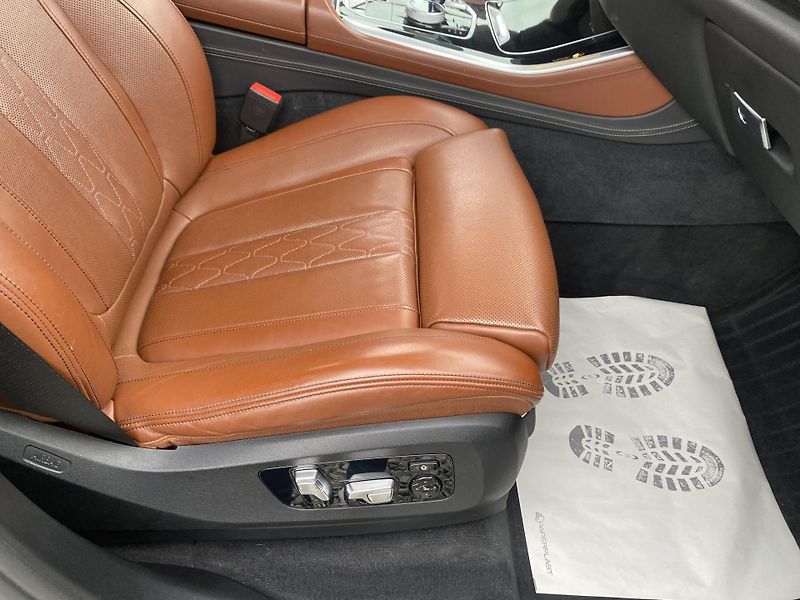 BMW X5 M50XD 4x4 400PS CZ DPH FULL 1A - fotka 137 z 171