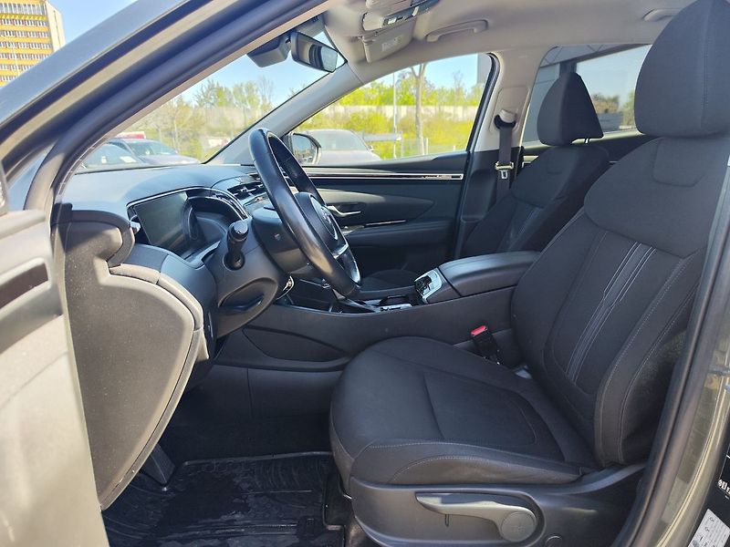 Hyundai Tucson 1.6 CRDI/100kW Smart Navi DCT - fotka 13 z 34