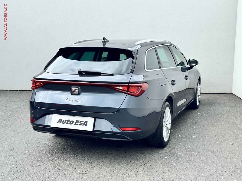 Seat Leon (2021) 2.0 TDi, Xcellence, DSG, TZ - fotka 4 z 17