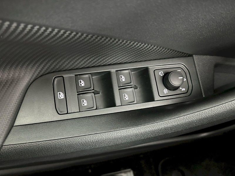 Škoda Scala (2025) 1.5TSI 110kW Monte Carlo - fotka 30 z 36
