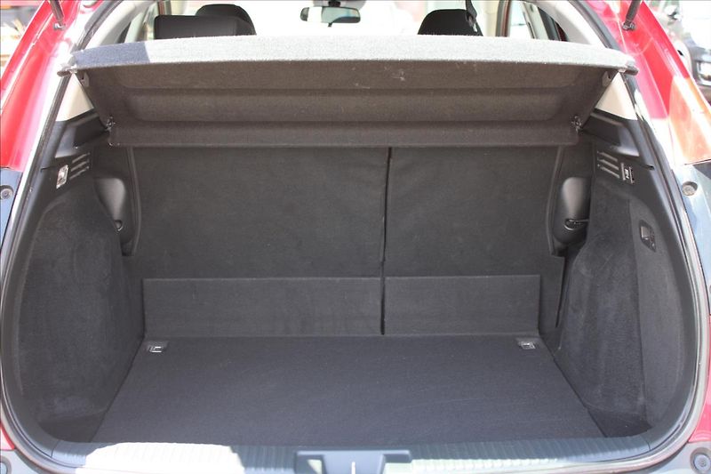 Honda HR-V 1,5 V-TEC  ELEGANCE - fotka 21 z 24