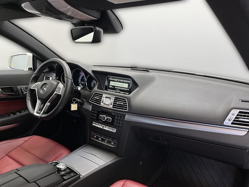 Mercedes-Benz Třídy E Třídy 350 kabriolet AMG Line - fotka 15 z 25
